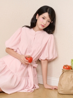 Kiểu váy không thể thiếu của mọi cô nàng nhỏ nhắn