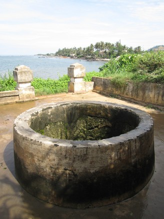Huyền bí đảo Lý Sơn: Giếng nước ngọt bên mé biển