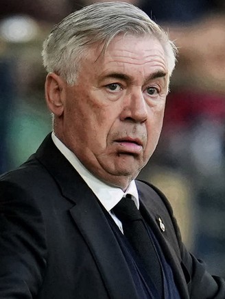 HLV Ancelotti đứng trước sức ép lớn khi Real Madrid gặp Barcelona tại Cúp nhà Vua