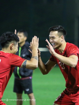 Đội tuyển Việt Nam tìm lại nụ cười, HLV Troussier chốt phương án đấu đội Uzbekistan