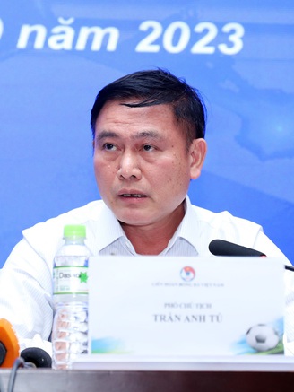 VFF báo lãi 7 tỉ đồng, phấn đấu trận nào ở V-League cũng có VAR