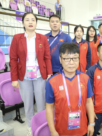 Tại sao chuyên gia Park Chung-gun phải lặng lẽ ra về trong ngày vinh danh bắn súng Việt Nam?