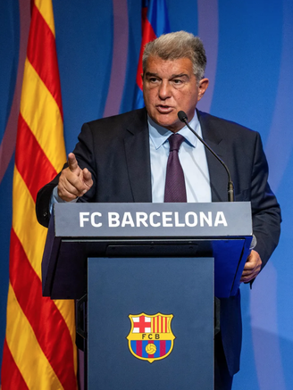 Đương kim chủ tịch bị điều tra, Barcelona chưa yên ổn vì vụ hối lộ trọng tài