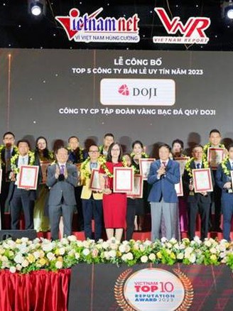 DOJI 7 năm liên tiếp được vinh danh công ty bán lẻ uy tín