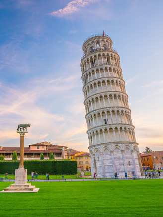 Khám phá vẻ đẹp độc đáo của tháp nghiêng Pisa