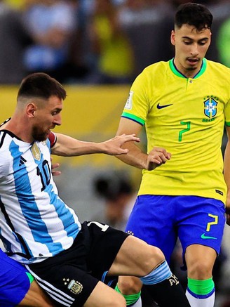 FIFA điều tra sự cố trận derby Nam Mỹ, đội tuyển Brazil có thể bị trừ điểm