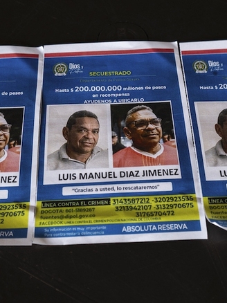 Colombia tăng cường truy lùng nhóm bắt cóc khi cha của ngôi sao Liverpool vẫn mất tích