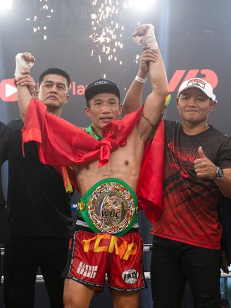 Võ sĩ Việt Nam đấu đối thủ Iran tranh đai vô địch WBC muay Thái thế giới