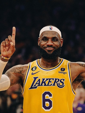 LeBron James gần 40 tuổi vẫn 'hot' nhất NBA, người đứng thứ 2 gây bất ngờ