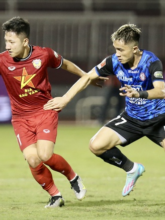 CLB TP.HCM đứt chuỗi trận 'son' ở V-League, HLV Phùng Thanh Phương nói gì?