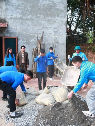 Huy động hàng tỉ đồng cho phong trào Thanh niên tình nguyện