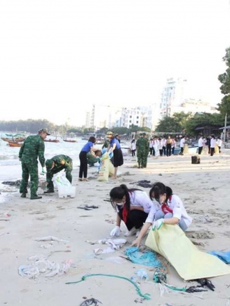 Vì một 'Huyện đảo Cô Tô không có rác thải nhựa'