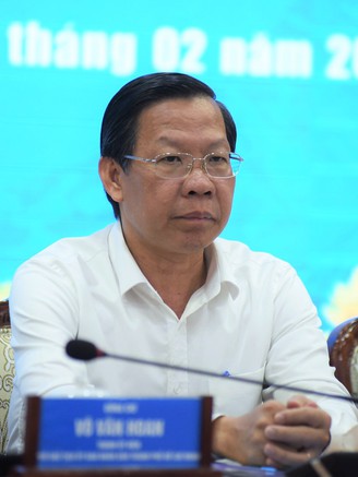 Chủ tịch TP.HCM tự nhận không hoàn thành xuất sắc nhiệm vụ