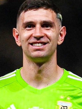 Thủ môn Emiliano Martinez lên tiếng về vụ chế giễu Mbappe tại World Cup 2022