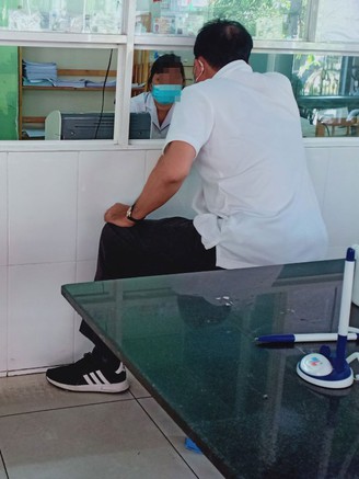 Người khuyết tật gian nan thi lấy bằng lái xe