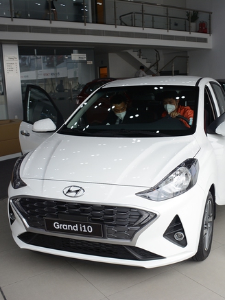 Ô tô giá rẻ nhất Việt Nam: 'Lãnh địa' xe Hàn, Hyundai Grand i10 bán chạy nhất