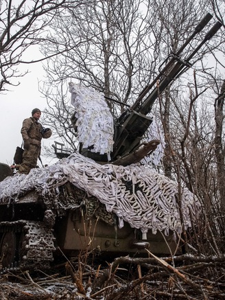 Quân Nga hiệu quả hơn, binh sĩ Ukraine trên tiền tuyến lo lắng