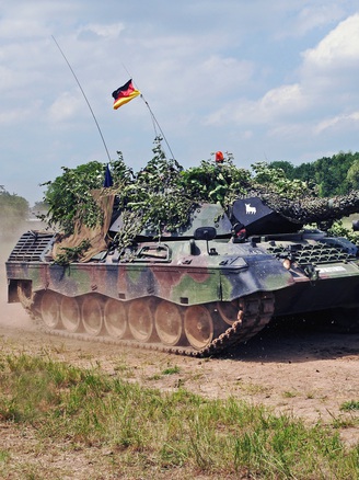 Đức đồng ý gửi xe tăng Leopard 1 cho Ukraine
