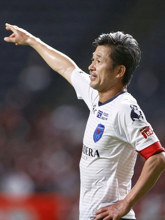 Tiền đạo 55 tuổi người Nhật Bản gia nhập CLB hạng 2 Bồ Đào Nha