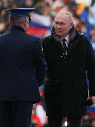 Tổng thống Putin cam kết tăng cường bộ ba hạt nhân của Nga
