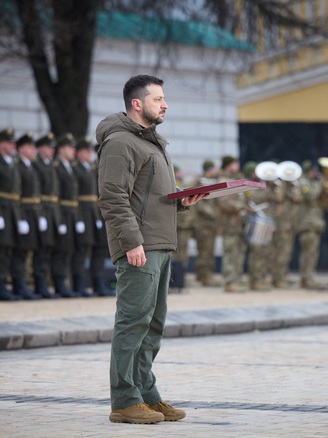 Tổng thống Ukraine cách chức chỉ huy quân đội cấp cao không rõ lý do
