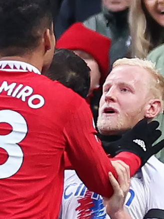 Casemiro bị cấm 3 trận vẫn kịp dự chung kết Cúp Liên đoàn Anh cùng M.U