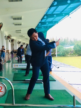 TP.HCM đón đoàn khách du lịch golf đầu tiên