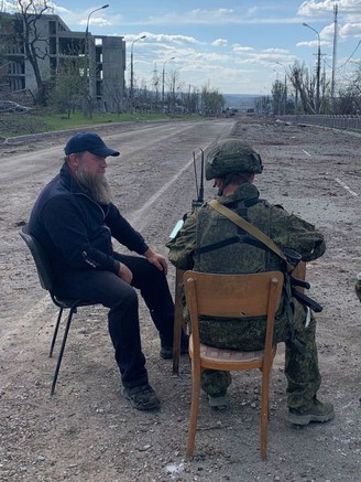 Hé lộ đàm phán bí mật Ukraine-Nga kết thúc phong tỏa 'pháo đài' cuối cùng ở Mariupol