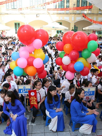 'Rồng vàng' vào lớp 6 tăng đột biến, Hà Nội thiếu phòng học