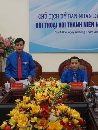 Chủ tịch tỉnh Thanh Hóa Đỗ Minh Tuấn đối thoại với thanh niên