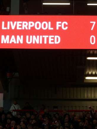 Lần gần nhất Man United thua Liverpool 7 bàn là khi nào?