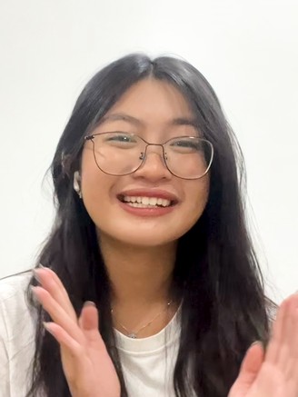 Thủ khoa Trương Huệ Như: Cắm đầu giải đề nhưng điểm vẫn cứ thấp?