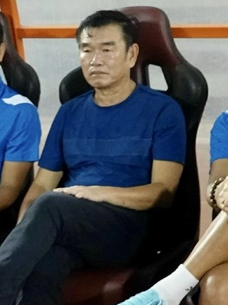 Đứng trước nguy cơ rớt hạng, CLB Đà Nẵng thay HLV Phan Thanh Hùng