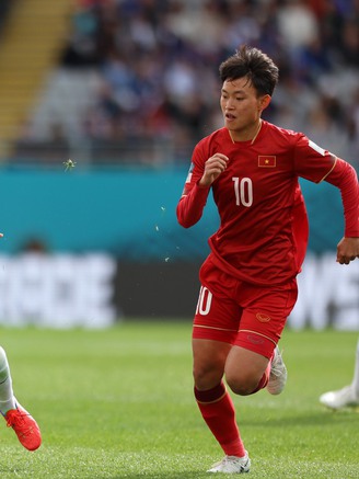 Hải Linh được FIFA đưa đi kiểm tra doping sau trận gặp đội Mỹ