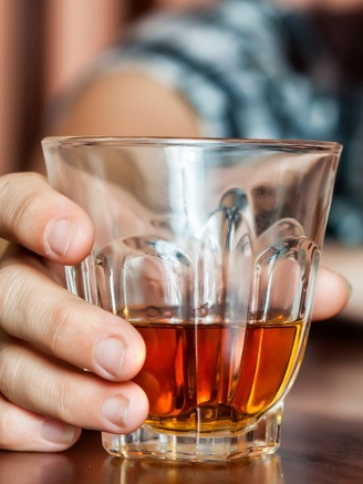 Tìm ra 'cơ chế' khiến rượu làm tăng nguy cơ mắc ung thư