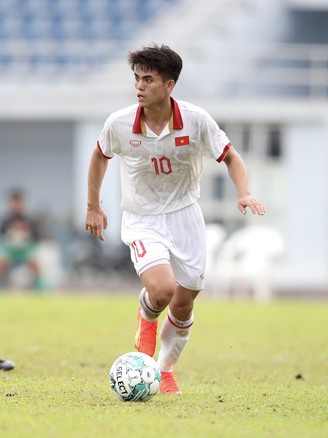 Khuất Văn Khang: Mũi khoan biên trái đầy khát vọng của đội tuyển U.23 Việt Nam