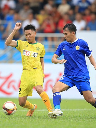 CLB Quảng Nam sảy chân, cuộc đua lên V-League nóng đến phút chót