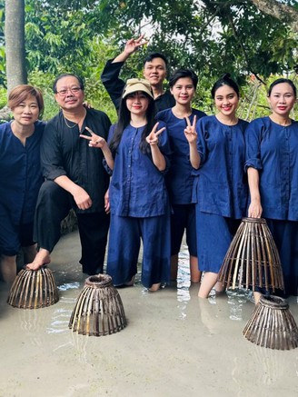 Nghỉ lễ 2.9: Về miền Tây đi du lịch giữa sông, trải nghiệm làm nông dân