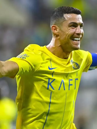 Ronaldo ghi hat-trick thứ 63 trong sự nghiệp, Al Nassr thắng trận đầu tại Saudi Pro League