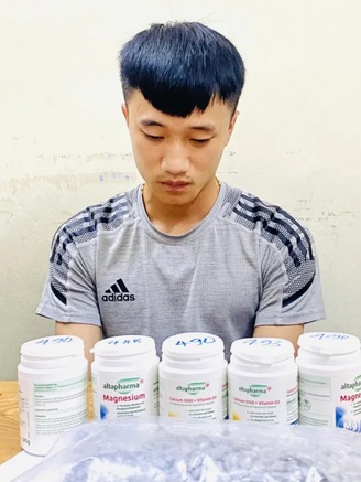 Quảng Bình: Bắt giữ bị can vận chuyển gần 3.000 viên ma túy