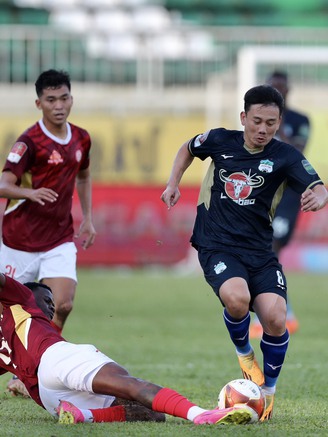 V-League 2023: CLB TP.HCM và Bình Dương mở toang cửa trụ hạng, đội Đà Nẵng lâm nguy