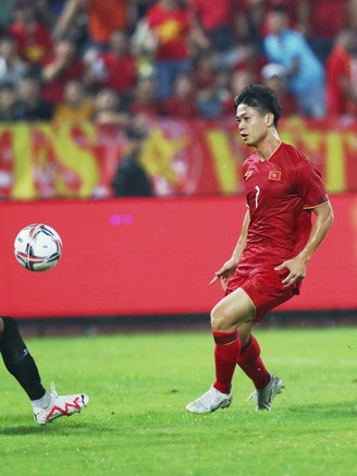 Ghi bàn đẳng cấp cho đội tuyển Việt Nam, cựu ngôi sao HAGL vẫn 'không hài lòng'
