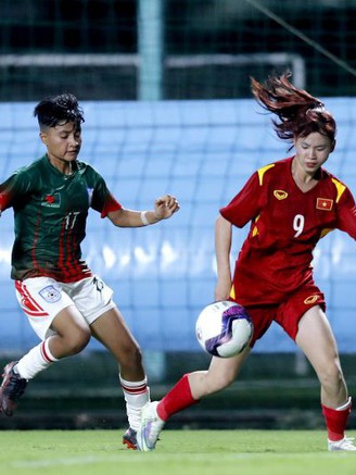 U.17 nữ Việt Nam thắng nhẹ nhàng ở trận ra quân vòng loại châu Á