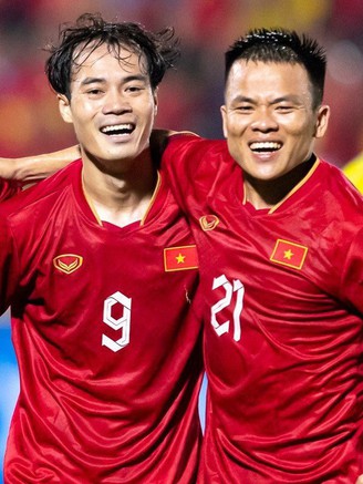 Đội tuyển Việt Nam giữ vững tốp 15 châu Á trên bảng xếp hạng FIFA tháng 9