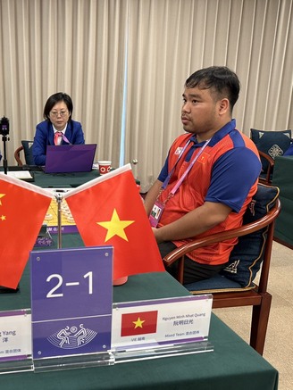 ASIAD 19: 'Đại chiến' cờ tướng Việt Nam với Trung Quốc bất ngờ trước giờ khai cuộc