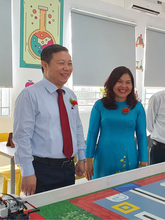 Phó chủ tịch TP.HCM Dương Anh Đức dự khánh thành trường THCS hiện đại