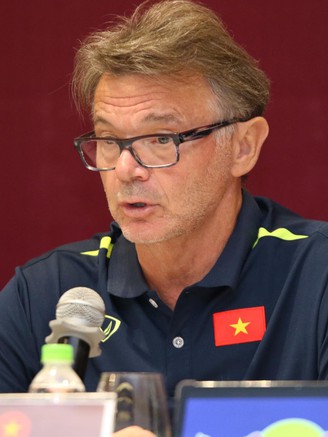 HLV Troussier: 'U.23 Việt Nam là số 1 Đông Nam Á, cần vươn tầm ra châu lục'
