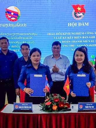 Người trẻ tỉnh biên giới Việt - Lào ký kết biên bản ghi nhớ hợp tác