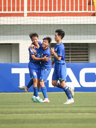 Đội Trường ĐH Bách khoa chiếm ưu thế sau 'cú poker' của Lâm Vũ