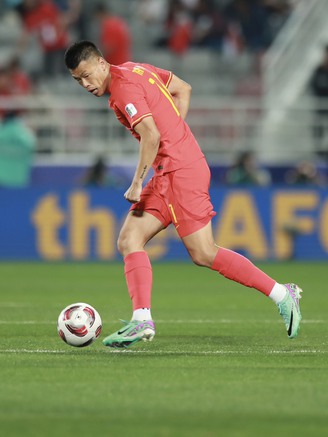 Chưa hết sốc sau bê bối hối lộ, đội tuyển Trung Quốc hòa thất vọng đối thủ yếu
